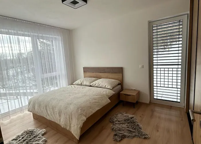 Ako Doma Apartman Námesztó